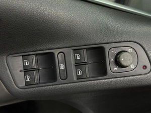 Внедорожник Volkswagen Tiguan 2009 года, 1047000 рублей, Красноярск