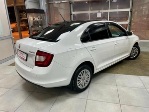 Лифтбек Skoda Rapid 2018 года, 1648000 рублей, Красноярск