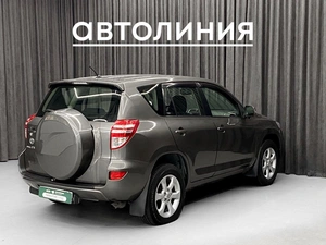 Внедорожник Toyota RAV4 2010 года, 1385000 рублей, Красноярск