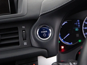 Хетчбэк Lexus CT 2011 года, 1387444 рублей, Москва