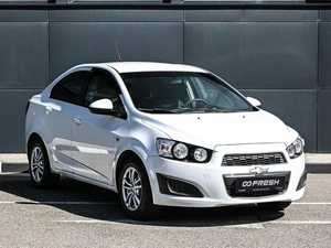 Седан Chevrolet Aveo 2015 года, 889000 рублей, Кирилловка