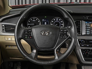 Седан Hyundai Sonata 2016 года, 1680000 рублей, Ставрополь