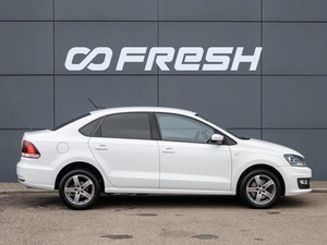 Седан Volkswagen Polo 2017 года, 1330000 рублей, Краснодар