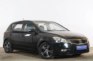 Хетчбэк Kia Ceed 2010 года, 649000 рублей, Тюмень