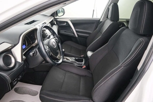 Внедорожник Toyota RAV4 2014 года, 2399000 рублей, Красноярск