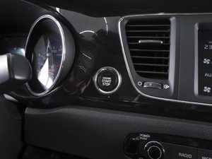 Минивэн Kia Carnival 2019 года, 2500000 рублей, Ростов-на-Дону