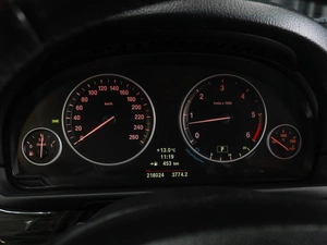 Седан BMW 5 серия 2012 года, 1969000 рублей, Тюмень
