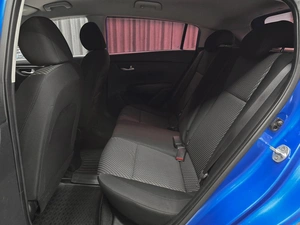 Хетчбэк Kia Rio X-Line 2018 года, 1470000 рублей, Красноярск