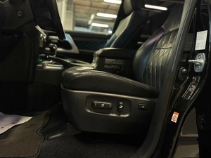 Внедорожник Toyota Land Cruiser 2017 года, 5897000 рублей, Красноярск