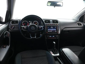 Седан Volkswagen Polo 2019 года, 1497090 рублей, Москва