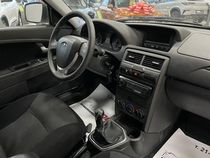 Седан ВАЗ (LADA) Priora 2014 года, 587000 рублей, Солонцы