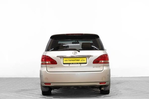 Минивэн Toyota Ipsum 2002 года, 699000 рублей, Барнаул