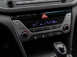 Седан Hyundai Elantra 2018 года, 1680000 рублей, Краснодар