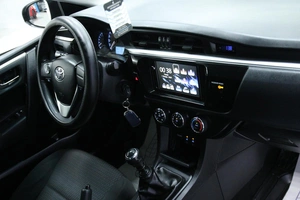 Седан Toyota Corolla 2014 года, 1073000 рублей, Солонцы