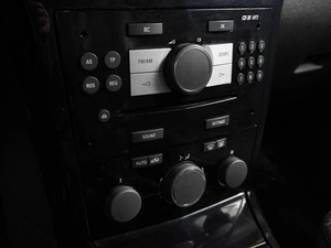 Седан Opel Astra 2012 года, 729000 рублей, Воронеж