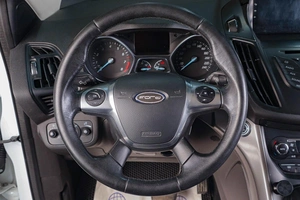 Внедорожник Ford Kuga 2014 года, 1039000 рублей, Тюмень