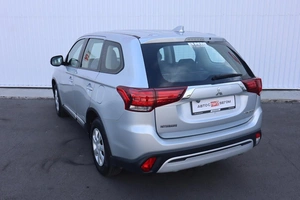 Внедорожник Mitsubishi Outlander 2019 года, 2030000 рублей, Брянск