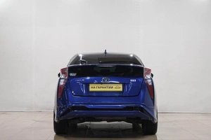 Лифтбек Toyota Prius 2016 года, 1629000 рублей, Новокузнецк