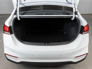 Седан Hyundai Solaris 2017 года, 1374000 рублей, Ставрополь