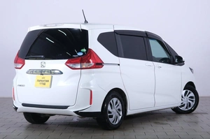 Минивэн Honda Freed 2019 года, 1689000 рублей, Омск