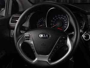Седан Kia Rio 2015 года, 829000 рублей, Тюмень