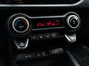 Хетчбэк Kia Rio X-Line 2020 года, 1770000 рублей, Большой Сочи