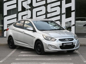 Седан Hyundai Solaris 2014 года, 999000 рублей, Волгоград