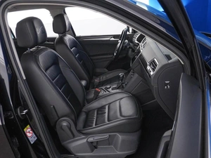Внедорожник Volkswagen Tiguan 2018 года, 2587444 рублей, Москва