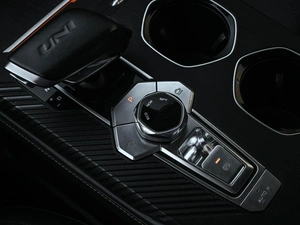 Внедорожник Changan UNI-K 2023 года, 3384000 рублей, Кирилловка