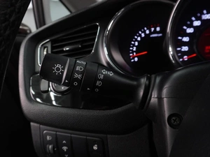 Хетчбэк Kia Ceed 2014 года, 1364000 рублей, Воронеж