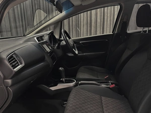 Хетчбэк Honda Fit 2015 года, 990000 рублей, Красноярск