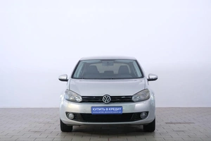 Хетчбэк Volkswagen Golf 2009 года, 719000 рублей, Омск