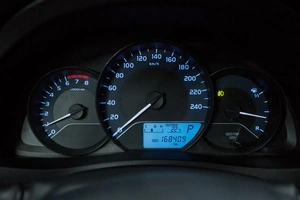 Седан Toyota Corolla 2017 года, 1499000 рублей, Красноярск