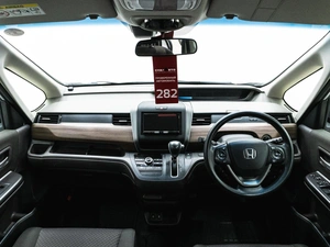 Минивэн Honda Freed 2019 года, 1450000 рублей, Красноярск