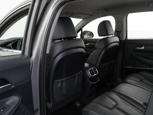 Внедорожник Hyundai Santa Fe 2019 года, 2743055 рублей, Москва