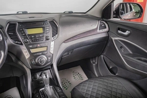Внедорожник Hyundai Santa Fe 2015 года, 2049000 рублей, Томск
