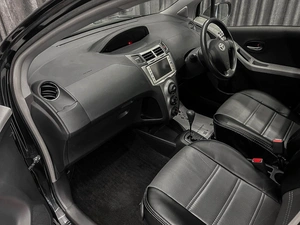 Хетчбэк Toyota Vitz 2010 года, 550000 рублей, Красноярск