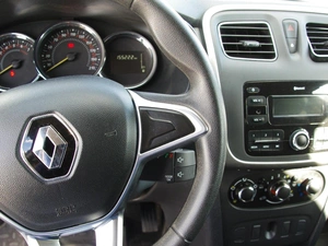 Седан Renault Logan 2019 года, 999000 рублей, Владимир