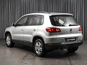 Внедорожник Volkswagen Tiguan 2015 года, 1452000 рублей, Ставрополь