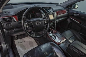 Седан Toyota Camry 2014 года, 1669000 рублей, Челябинск