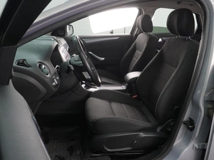 Седан Ford Mondeo 2011 года, 899000 рублей, Воронеж