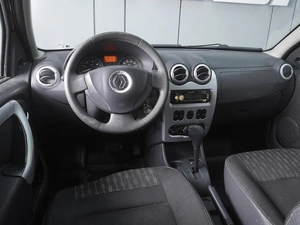 Хетчбэк Renault Sandero 2011 года, 639000 рублей, Ростов-на-Дону