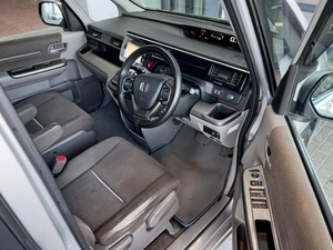 Минивэн Honda Stepwgn 2015 года, 1780000 рублей, Уфа