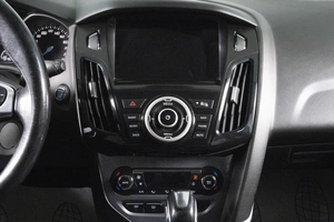 Хетчбэк Ford Focus 2015 года, 819000 рублей, Сургут