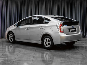 Лифтбек Toyota Prius 2013 года, 1449000 рублей, Тюмень