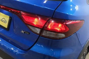 Хетчбэк Kia Rio X-Line 2018 года, 1169000 рублей, Новокузнецк