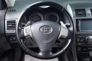 Седан Toyota Corolla 2007 года, 819000 рублей, Оренбург