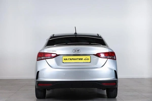 Седан Hyundai Solaris 2021 года, 1369000 рублей, Новосибирск