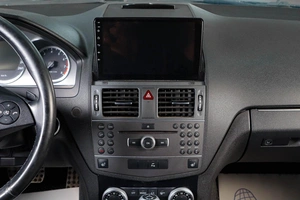 Седан Mercedes-benz C-класс 2011 года, 1369000 рублей, Тюмень