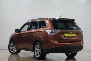 Внедорожник Mitsubishi Outlander 2012 года, 1569000 рублей, Новокузнецк
